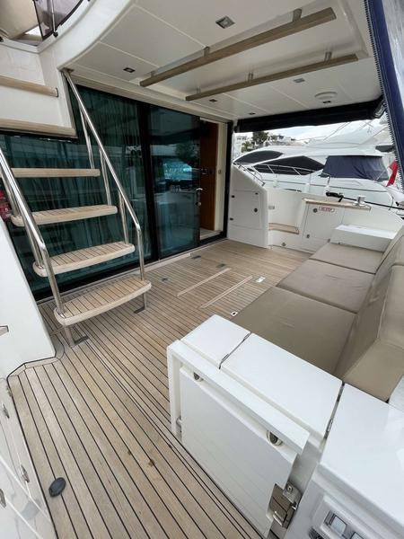 Book yachts online - motorboat - Squadron 58 - SPRAOI NA MARA (skipper incl., any-day charters) - rent