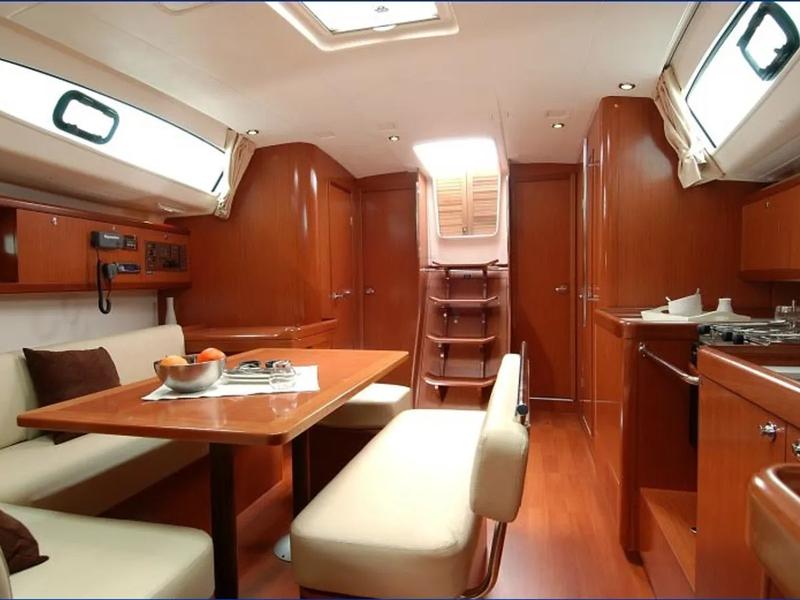 Book yachts online - sailboat - Oceanis 43 - Amfitrite - rent