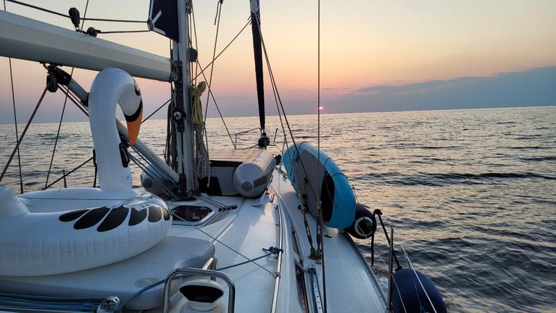 Book yachts online - sailboat - Bavaria 40 - Black Pearl - rent
