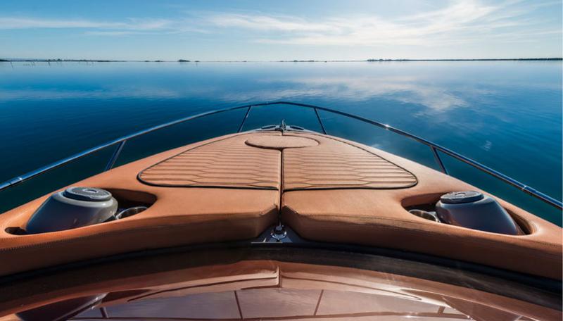 Book yachts online - motorboat - Cranchi E30 Endurance - Aurora - rent