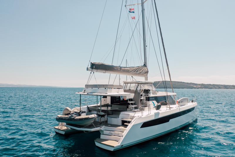 Book yachts online - catamaran - Leopard 50 - LADY AMANDA - rent