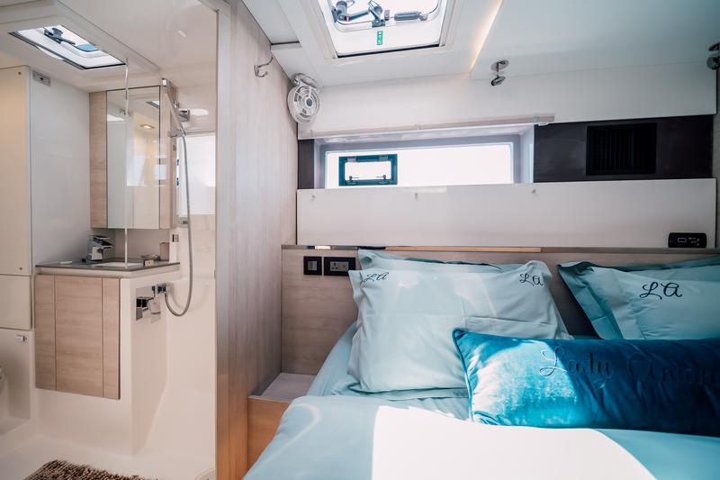 Book yachts online - catamaran - Leopard 50 - LADY AMANDA - rent