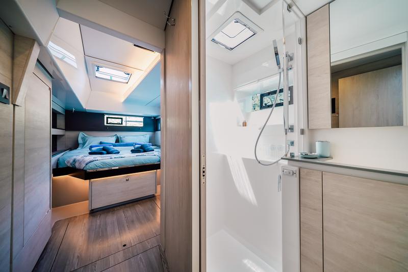 Book yachts online - catamaran - Leopard 50 - LADY AMANDA - rent
