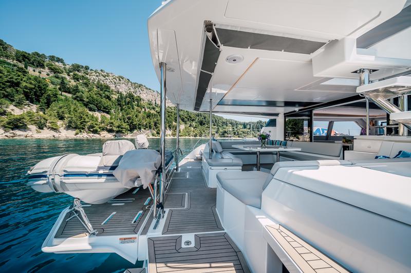 Book yachts online - catamaran - Leopard 50 - LADY AMANDA - rent