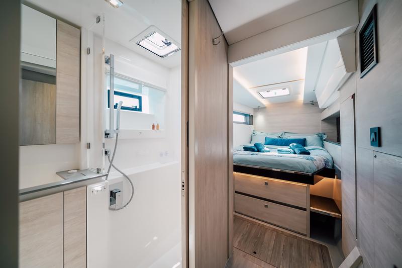 Book yachts online - catamaran - Leopard 50 - LADY AMANDA - rent