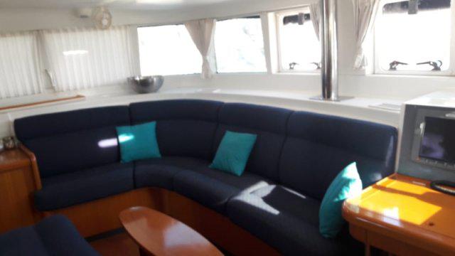 Book yachts online - catamaran - Lagoon 440 - Rori - rent