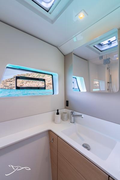 Book yachts online - catamaran - Nautitech 44 Open - Shambala - rent