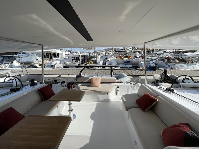 Book yachts online - catamaran - Nautitech 44 Open - Happiness - rent