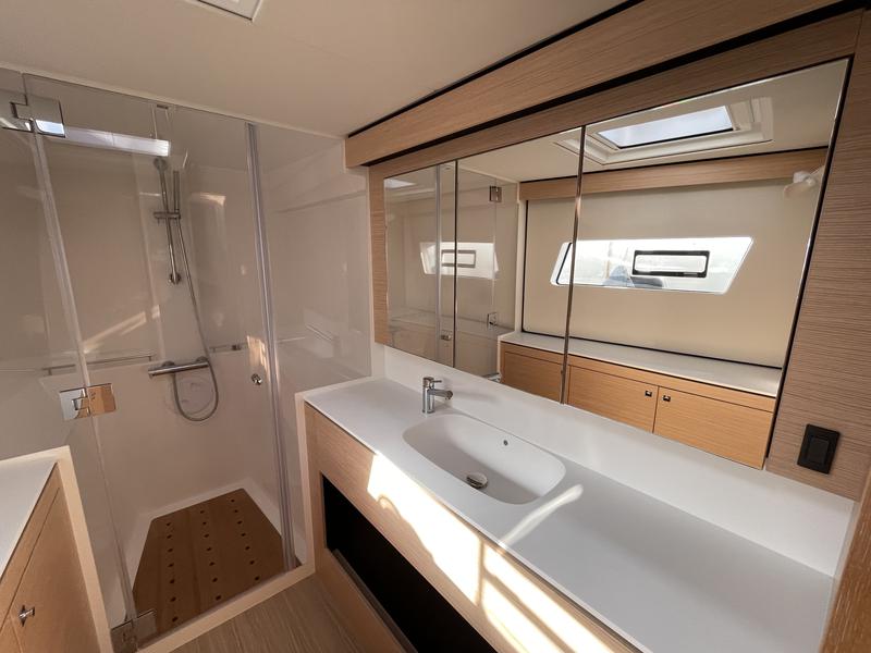 Book yachts online - catamaran - Nautitech 44 Open - Happiness - rent