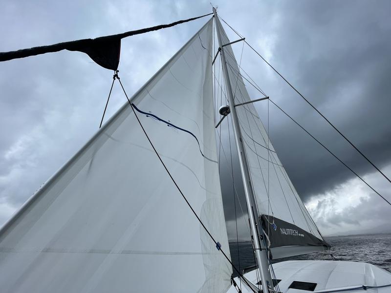 Book yachts online - catamaran - Nautitech 44 Open - Happiness - rent