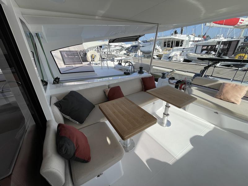 Book yachts online - catamaran - Nautitech 44 Open - Happiness - rent