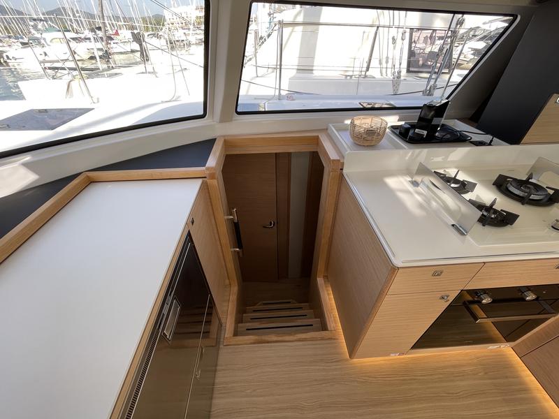 Book yachts online - catamaran - Nautitech 44 Open - Happiness - rent