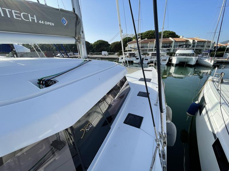 Book yachts online - catamaran - Nautitech 44 Open - Happiness - rent