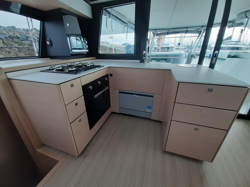 Book yachts online - catamaran - Nautitech 46 Open - Ocean 11 - rent