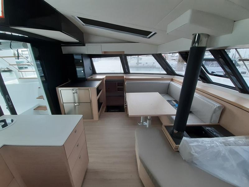 Book yachts online - catamaran - Nautitech 46 Open - Ocean 11 - rent