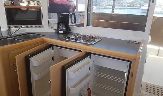Book yachts online - catamaran - Lagoon 400 - Cavale - rent