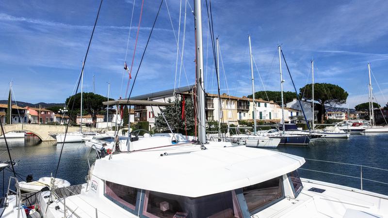 Book yachts online - catamaran - Bali 4.1 - Malea IV - rent