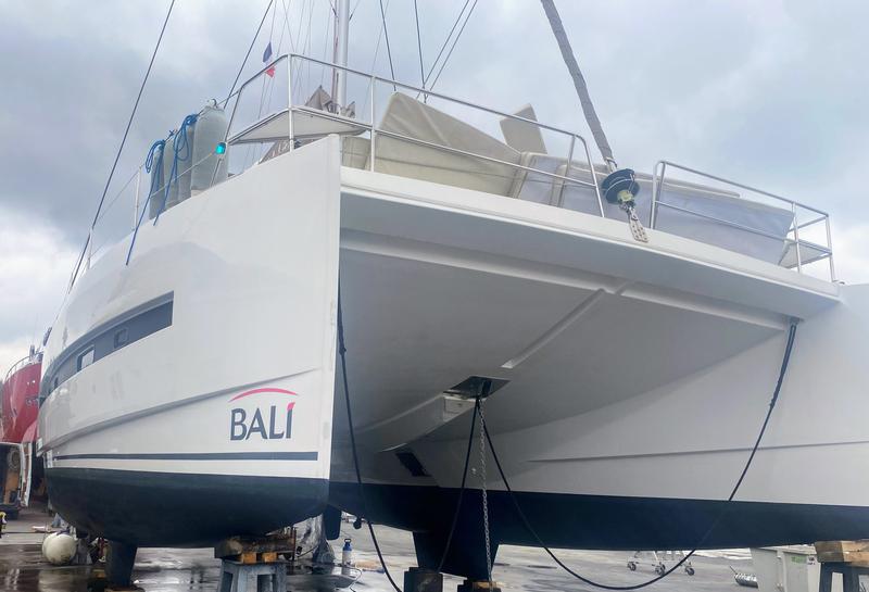 Book yachts online - catamaran - Bali 4.1 - Malea IV - rent