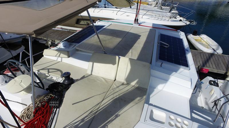 Book yachts online - catamaran - Bali 4.1 - Malea IV - rent