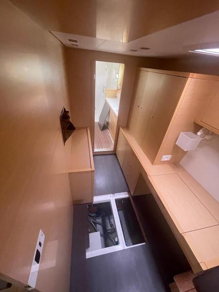 Book yachts online - catamaran - Lagoon 42 - Odevie III - rent