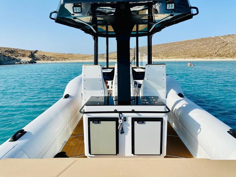 Book yachts online - motorboat - Rafnar 1200 T-Top - AX1 - rent