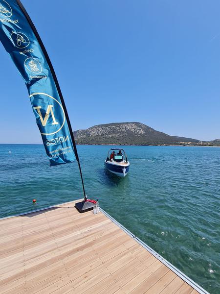 Book yachts online - motorboat - Saxdor 200 Pro Sport - Blue Notos - rent