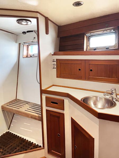 Book yachts online - motorboat - Grand Banks Europa 50 - Ghimar - rent