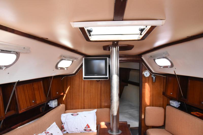 Book yachts online - sailboat - Triplast Y999 - Nono Rude 2 - rent