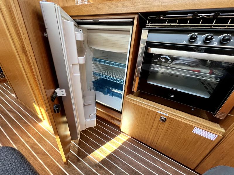 Book yachts online - sailboat - Bavaria 41 Cruiser - Tangram - rent