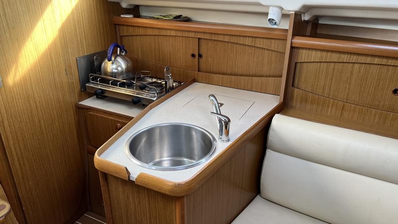 Book yachts online - sailboat - Sun Odyssey 29 - Cabeche - rent