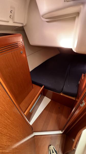 Book yachts online - sailboat - Oceanis 37 - Tikehau - rent