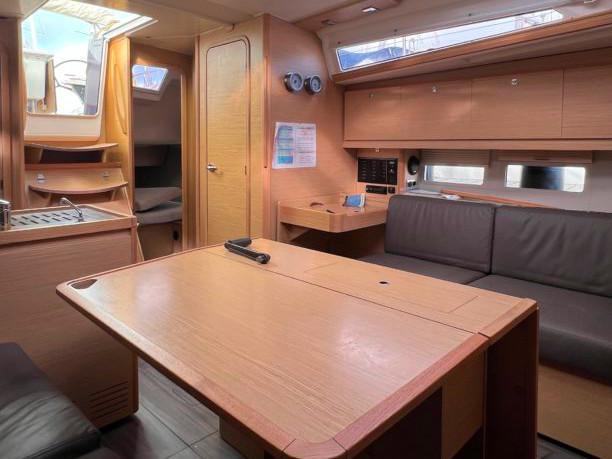 Book yachts online - sailboat - Dufour 390 - Extasie II - rent