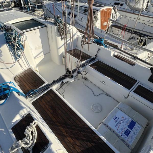 Book yachts online - sailboat - First 31.7 - Romancie - rent