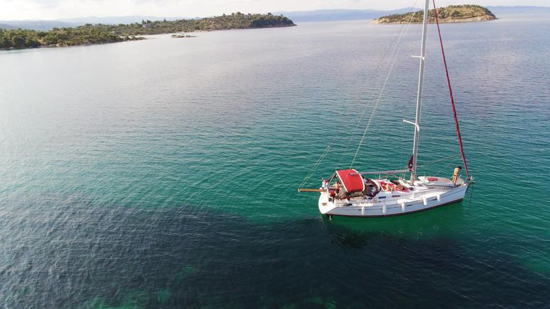 Book yachts online - sailboat - Oceanis 393 - Okeanis - rent