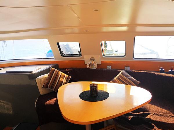 Book yachts online - catamaran - Lavezzi 40 - Victoria - rent