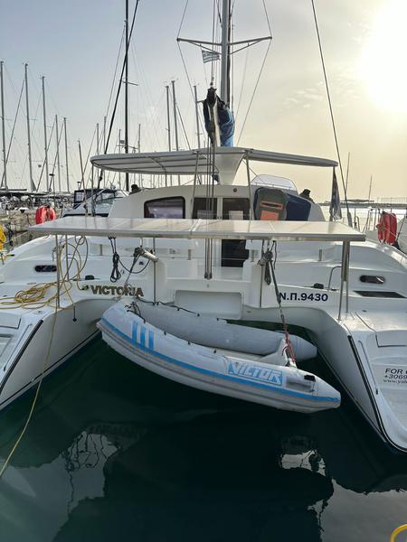 Book yachts online - catamaran - Lavezzi 40 - Victoria - rent