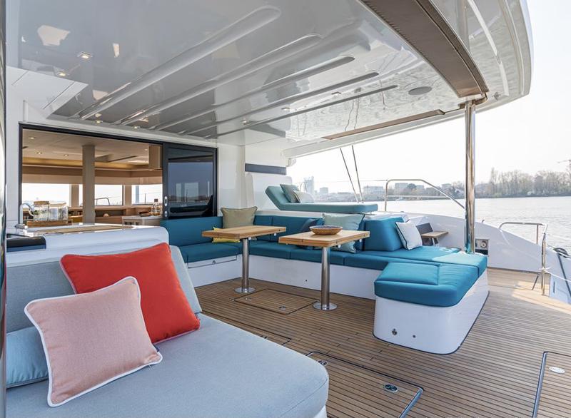 Book yachts online - catamaran - Lagoon 55 (2) - Verina Star  - rent