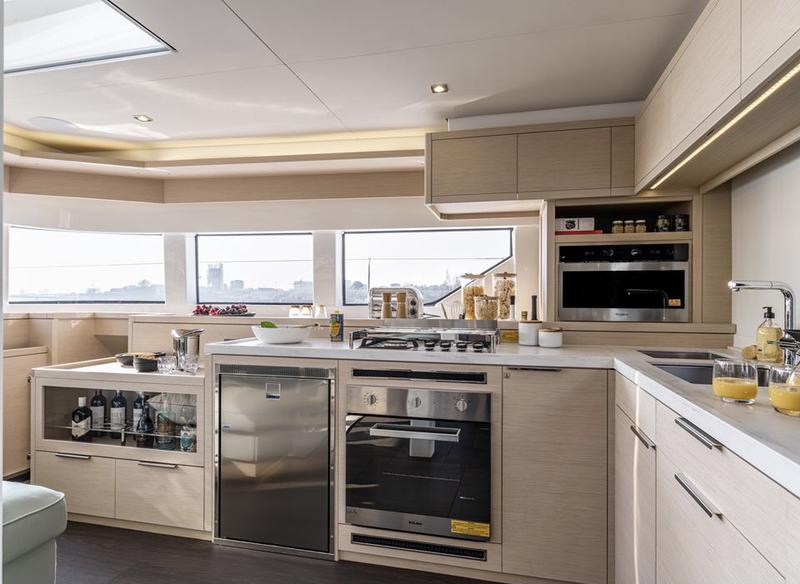 Book yachts online - catamaran - Lagoon 55 (2) - Verina Star  - rent