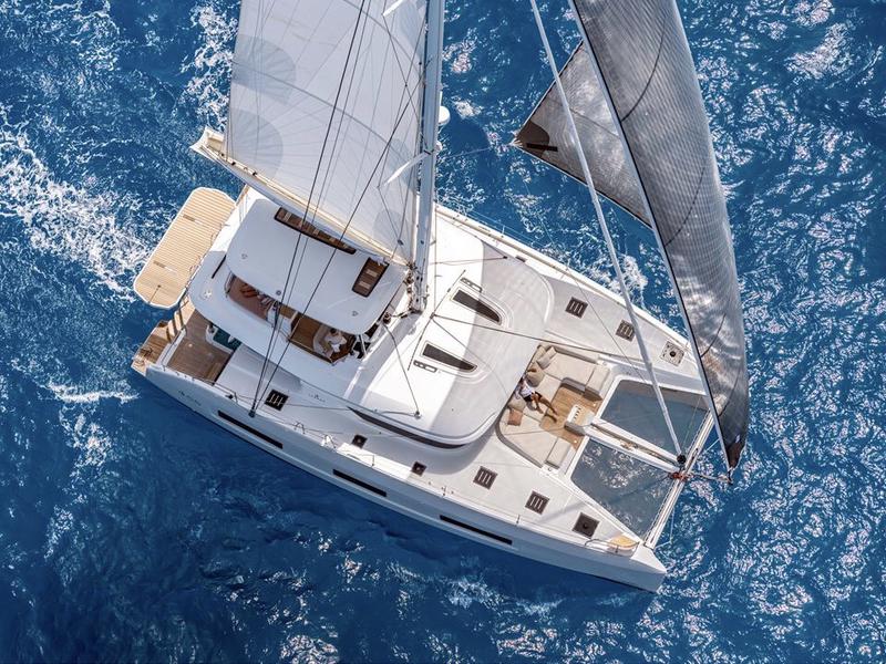 Book yachts online - catamaran - Lagoon 55 (2) - Verina Star  - rent