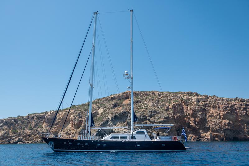 Book yachts online - other - CCYD 85 - Spirit L - rent