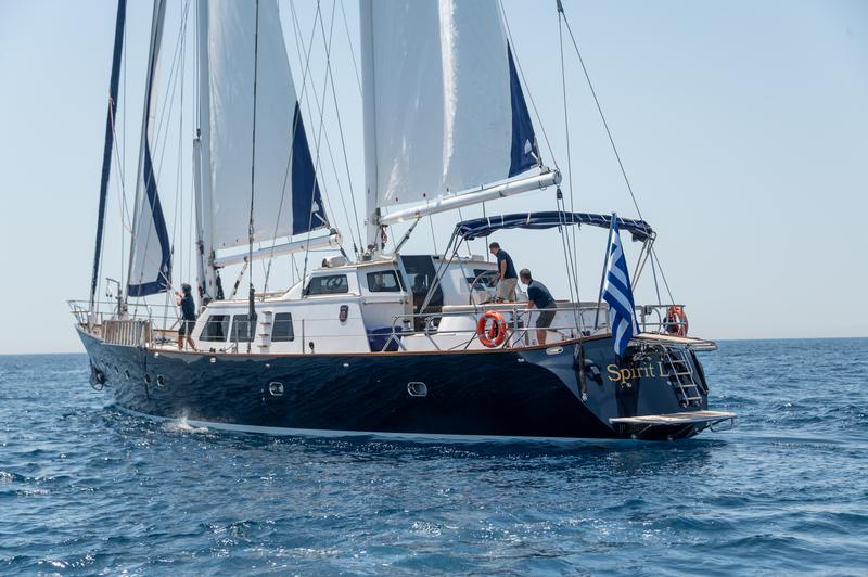 Book yachts online - other - CCYD 85 - Spirit L - rent