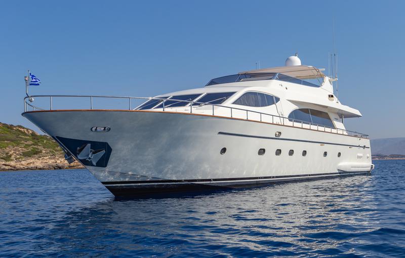 Book yachts online - motorboat - Falcon 86 - Efmaria - rent