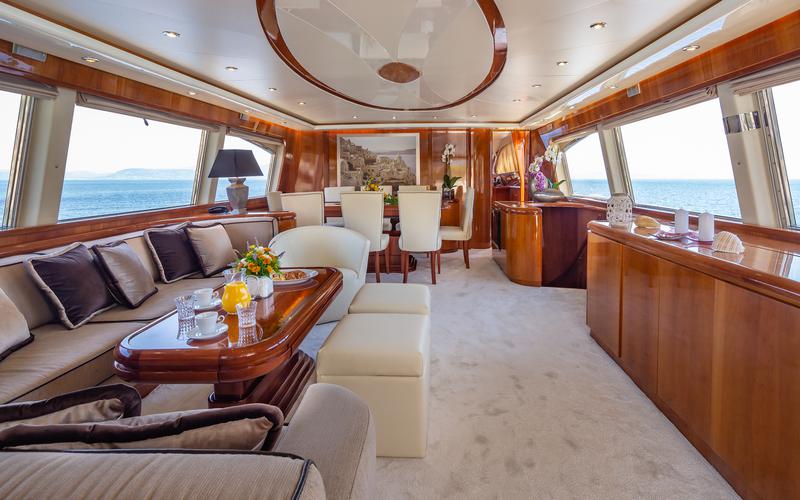 Book yachts online - motorboat - Falcon 86 - Efmaria - rent