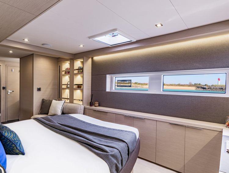 Book yachts online - catamaran - Lagoon 55 - Hydrus - rent