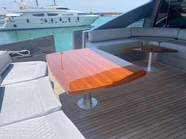 Book yachts online - motorboat - Azimut 86 - Super Toy - rent