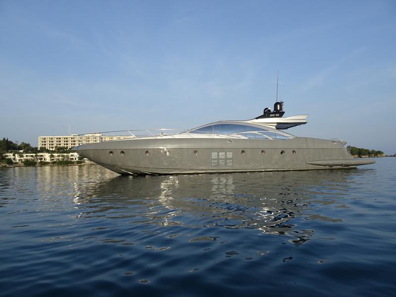 Book yachts online - motorboat - Azimut 86 - Super Toy - rent