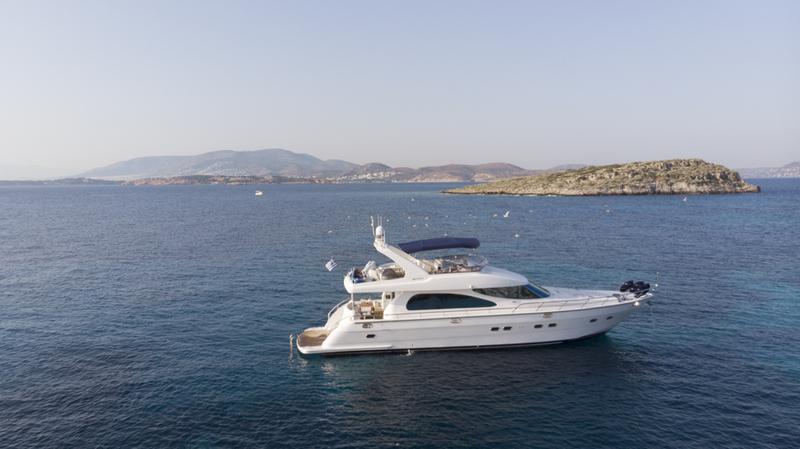 Book yachts online - motorboat - Horizon 2210 - Marlin  - rent