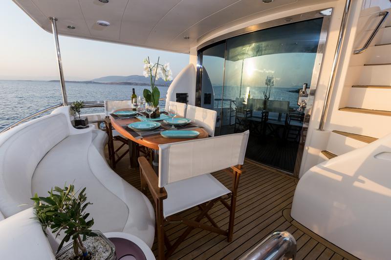 Book yachts online - motorboat - Horizon 2210 - Marlin  - rent