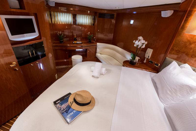 Book yachts online - motorboat - Horizon 2210 - Marlin  - rent