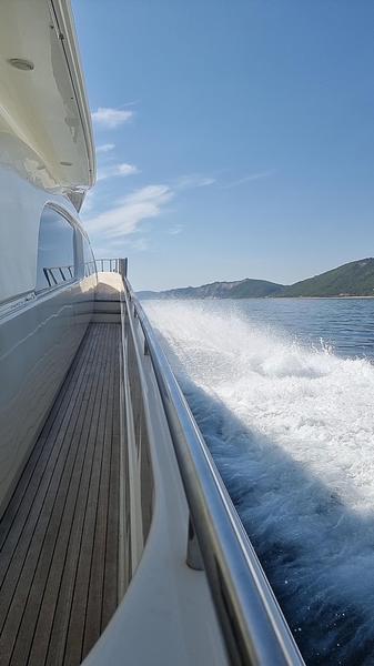 Book yachts online - motorboat - Ferretti 80 - Kentavros II - rent